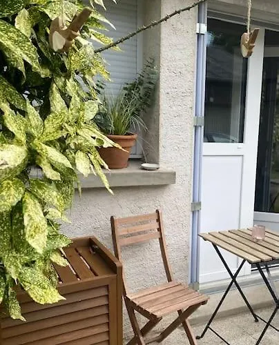 La Planque Tourangelle Apartment *